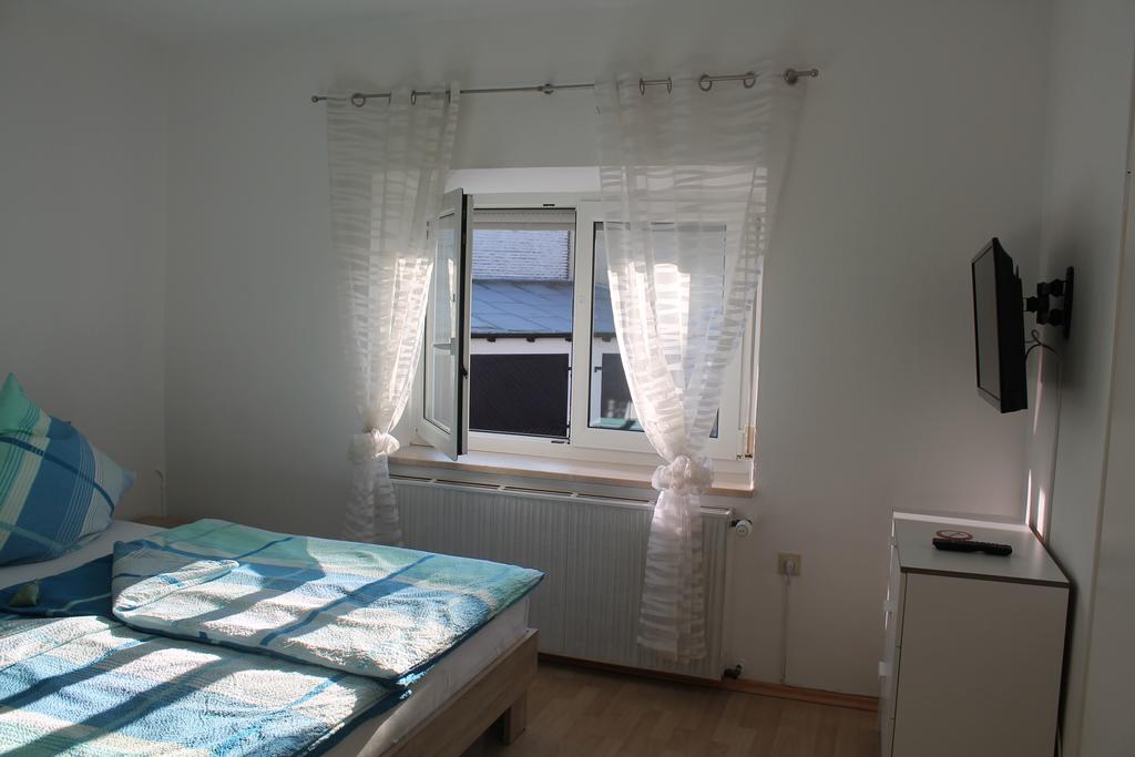Appartements-Steinkirchner Щраубинг Екстериор снимка